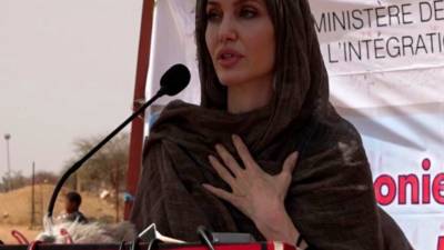 Angelina Jolie visits Burkina Faso as U.N. Special Envoy - abcnews.go.com - Isil - Burkina Faso - Mali