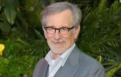 Steven Spielberg signs Netflix deal to make “multiple films a year” - www.nme.com