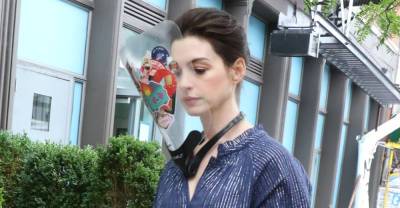 Anne Hathaway Wears Faceshield Covered with Stickers on 'WeCrashed' Set - www.justjared.com - New York