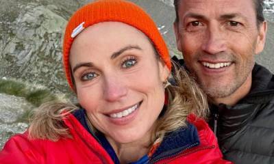 Amy Robach twins with daughter in rare photo during 'scary' vacation - hellomagazine.com