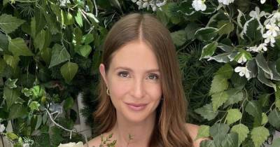 Millie Mackintosh goes bare-faced to share pregnancy skin woes - www.ok.co.uk - Taylor - Chelsea