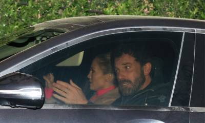 Ben Affleck spotted with a big smile after romantic night out with Jennifer Lopez - us.hola.com