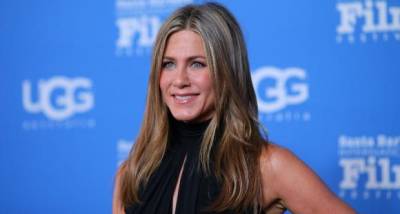 Jennifer Aniston's latest post on Friends proves there's almost no difference between her and Rachel Green - www.pinkvilla.com