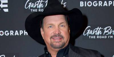 Garth Brooks Says He Was 'Scared to Death' to Return to Music After a 14 Year Hiatus - www.justjared.com