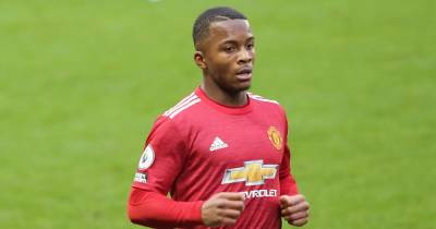 Ethan Laird sets target amid Manchester United right-back transfer search - www.manchestereveningnews.co.uk - Manchester