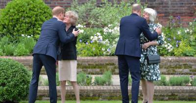 Princes Harry and William welcome aunties with kisses at mum's statue unveiling - www.ok.co.uk