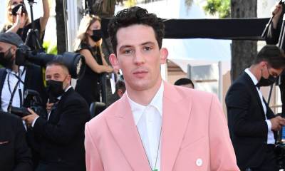 Josh O'Connor Makes His Cannes Film Festival Debut in a Pink Suit! - www.justjared.com - France - county Young - Jackson - city Odessa, county Young