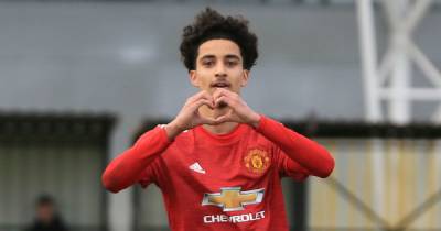 Manchester United video suggests Zidane Iqbal may be the next David Beckham in the making - www.manchestereveningnews.co.uk - Manchester