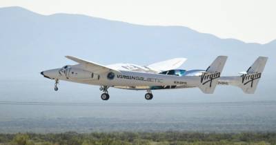 Sir Richard Branson takes off with Virgin Galactic for first flight to edge of space - www.dailyrecord.co.uk - USA - state New Mexico