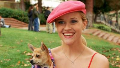 Reese Witherspoon Celebrates 'Legally Blonde's 20th Anniversary - www.etonline.com - county Blair