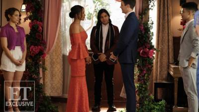 'The Flash' First Look: Barry and Iris West-Allen Will Renew Their Vows in Season 7 Finale! (Exclusive) - www.etonline.com - Jordan
