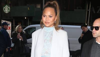 Chrissy Teigen Says She’s ‘Lonely’ ‘Depressed’ In The ‘Cancel Club’ After Bullying Backlash - hollywoodlife.com