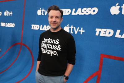 Jason Sudeikis Shows Support For Racially Abused England Soccer Players At ‘Ted Lasso’ Premiere - deadline.com - Britain - USA - Italy