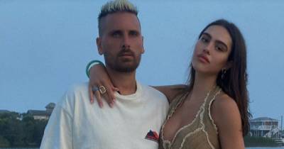 Scott Disick poses with girlfriend and son Reign amid Kourtney and Travis marriage rumours - www.ok.co.uk - county Hampton