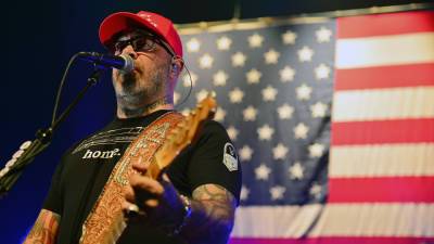 Aaron Lewis' liberal-bashing track defended by Big Machine Label founder who refuses to 'cancel' him - www.foxnews.com