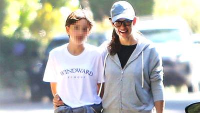 Jennifer Garner Cuddles Daughter Seraphina, 12, After J.Lo’s Grilled About Ben Affleck On ‘Today’ - hollywoodlife.com - Los Angeles