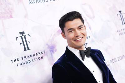 Henry Golding Jokes That He Sends A ‘Monthly Email’ About ‘Crazy Rich Asians’ Sequel - etcanada.com