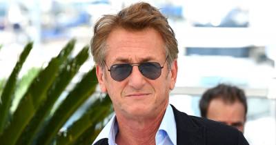 Sean Penn Refuses to Return to Work Until Entire ‘Gaslit’ Cast and Crew Are Vaccinated Against COVID-19 - www.usmagazine.com - Hollywood