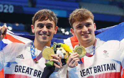 After Four Olympic Games Tom Daley Finally Wins Gold - gaynation.co - China - Tokyo - county Lee