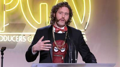 Feds Drop Fake Bomb Threat Charge Against ‘Silicon Valley’ Star T.J. Miller - variety.com - New York - state Connecticut