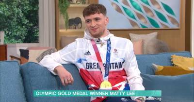 Tom Daley's diving partner reveals incredible gift he gave him after they won gold at the Olympics - www.manchestereveningnews.co.uk - Britain - Tokyo