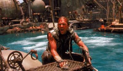 ‘Waterworld’: Dan Trachtenberg To Direct Series Based On Kevin Costner’s Legendary Box Office Flop Set 20 Years Later - theplaylist.net