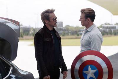 Robert Downey Jr. unfollows Marvel co-stars, sends fans into a tizzy - nypost.com