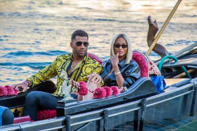 Fans React As Ciara & Russell Wilson Recreate Princess Diana & Prince Charles Venice Pictures - etcanada.com - Italy - county Charles