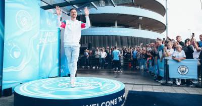 Man City fans know Jack Grealish's transfer value after Etihad Stadium welcome - www.manchestereveningnews.co.uk - Manchester