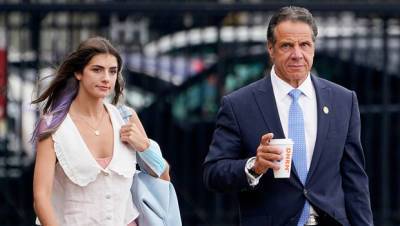 Andrew Cuomo’s Daughters, Michaela, 23, Mariah, 26, Stand By Him After He Resigns As NY Governor - hollywoodlife.com - New York