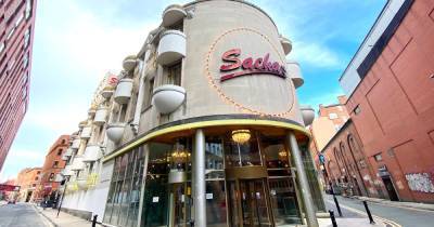 Iconic Manchester hotel Sachas only opening at weekends as hospitality staffing crisis deepens - www.manchestereveningnews.co.uk - Manchester
