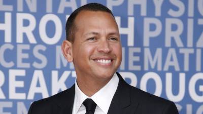 Alex Rodriguez Is Back In His New York Yankees Uniform for Real-Life 'Field of Dreams' Game - www.etonline.com - New York - New York - state Iowa - city Chicago, county White