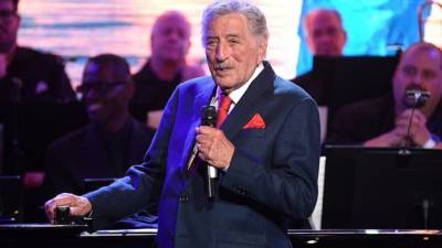 Tony Bennett cancels fall and winter touring dates in 2021 - abcnews.go.com - New York - New York - Canada - state Maryland - Oklahoma - Arizona - state Connecticut