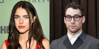 Margaret Qualley & Jack Antonoff Pack on the PDA, Seemingly Confirm They're Dating in New Photos! - www.justjared.com - New York