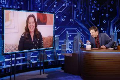 Melissa McCarthy Plays A Game Of ‘Hey Robot’ With Jimmy Fallon - etcanada.com