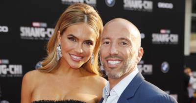 Chrishell Stause and Jason Oppenheim Make Red Carpet Debut Nearly 3 Weeks After Confirming Romance - www.usmagazine.com - Los Angeles - Italy