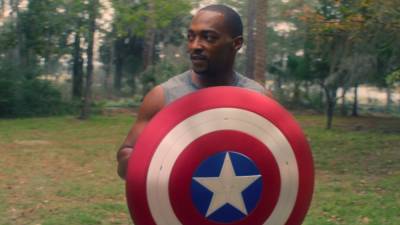Anthony Mackie Is Officially Starring in 'Captain America 4' - www.etonline.com
