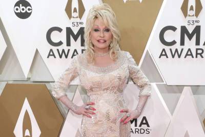 Dolly Parton on funding vaccine: ‘Something bad was on the rise’ - nypost.com