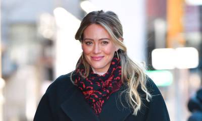 Hilary Duff contracts the Delta variant of COVID-19, here are her symptoms - us.hola.com