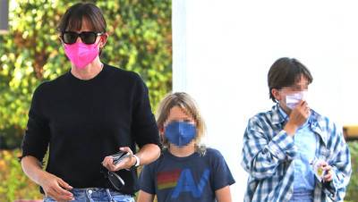 Jennifer Garner Takes Kids Seraphina, 12, Samuel, 9, School Shopping After Ben’s Family Night With J.Lo - hollywoodlife.com - Los Angeles