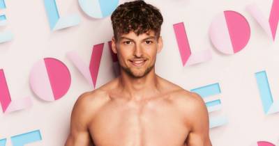 Love Island's Hugo Hammond among stars charging fans £50 for personalised messages - www.ok.co.uk