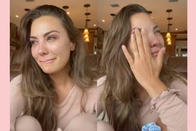 Bachelor Alum Kelley Flanagan Tearfully Reveals She Has Lyme Disease In Emotional Video - perezhilton.com - USA