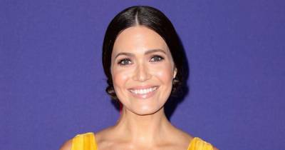 This Is Us’ Mandy Moore Breast-Feeds Son in Rebecca Pearson Makeup: Photo - www.usmagazine.com