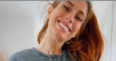 Stacey Solomon forgets to attend NTAs as she watches from home ahead of birth - www.ok.co.uk - Indiana - county Story