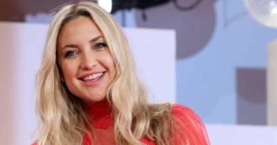 Kate Hudson gives Kate Middleton vibes in a dreamy dress in touching new family photo - www.msn.com