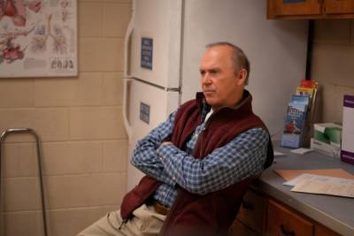 ‘Dopesick’ Trailer: Michael Keaton, Peter Sarsgaard, Will Poulter & More Star In Barry Levinson’s Hulu Drama Series - theplaylist.net - USA - county Barry