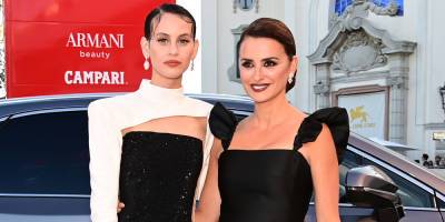 Penelope Cruz Walks Venice Film Festival Red Carpet With Co-Star Milena Smit For 'Madres Paralelas' Premiere - www.justjared.com - Italy - Israel