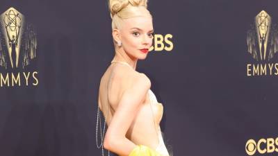 The Chicest Jewelry Trends at the 2021 Emmys -- Get the Look - www.etonline.com - Los Angeles
