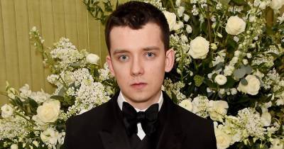 Sex Education star Asa Butterfield swears at fans who swarm him on night out - www.ok.co.uk