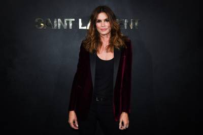 Cindy Crawford Stuns In Plunging Gown In First Look At Her Appearance In Rihanna’s ‘Savage X Fenty Vol. 3’ Show - etcanada.com